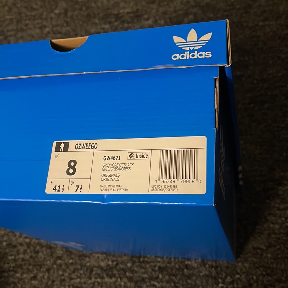 Adidas Ozweego - Picture 7 of 7